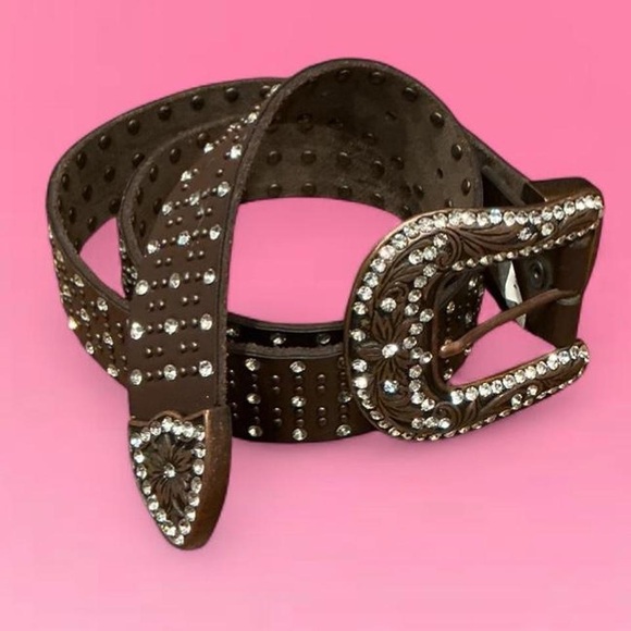 🤎✨Shyanne Brown Leather Belt with Silver Rhinestones - Picture 5 of 7